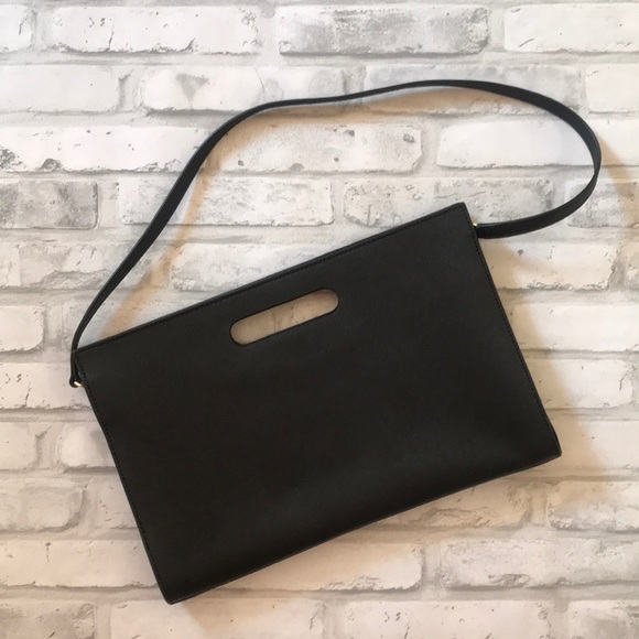 🆕 Michael Kors Black Crossbody 🎉 - Picture 4 of 10